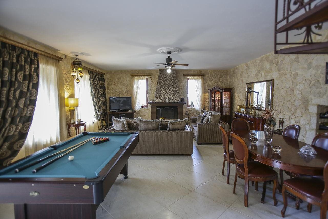 Piedra Villa Аргостолион Екстериор снимка